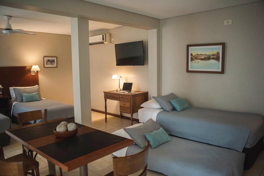Donsuites 科连特斯 外观 照片