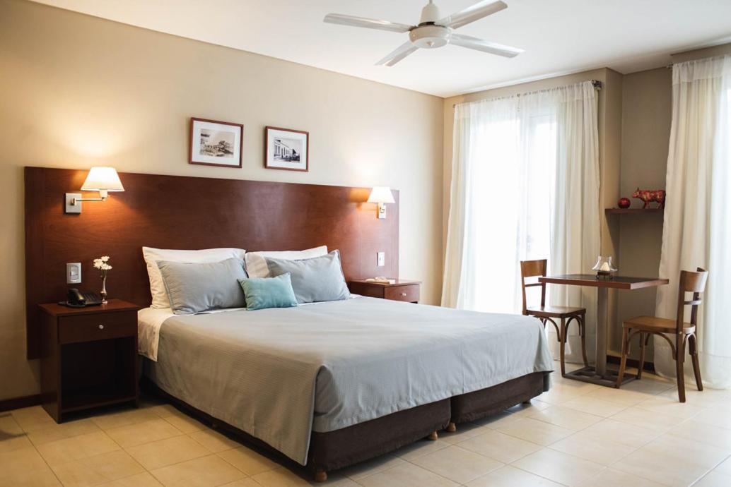 Donsuites 科连特斯 外观 照片